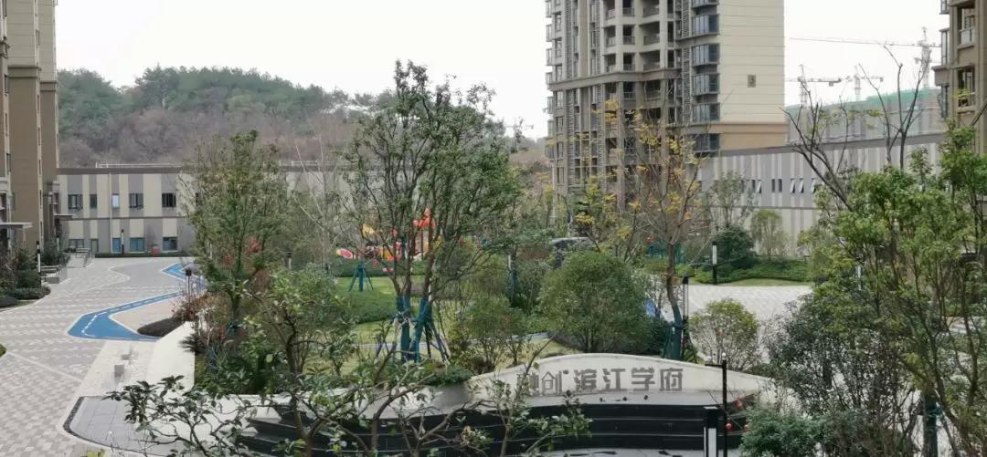 万达滨江城房子值得买吗,九龙湖万达茂学区房