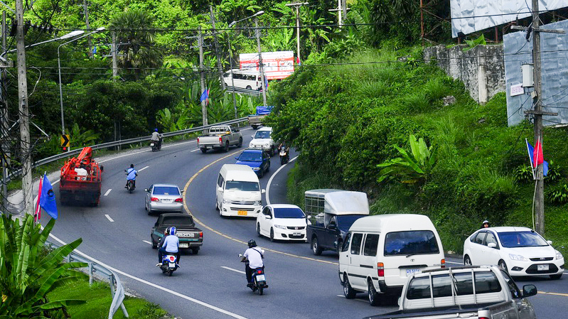 泰国风骏皮卡低趴改装,泰国丰田皮卡改装低趴