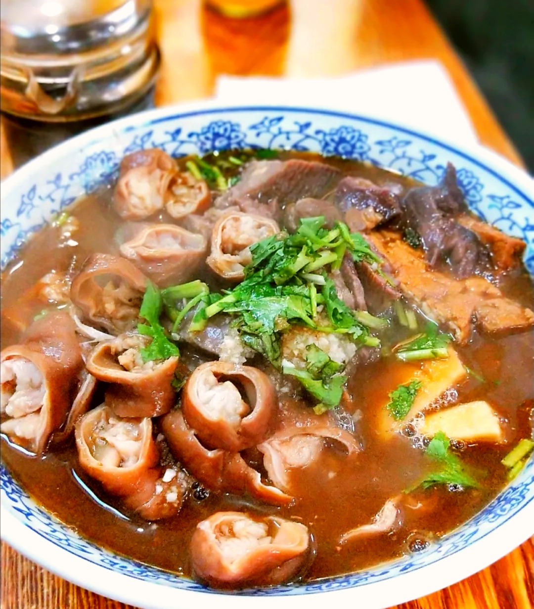 北京卤煮哪里最正宗最好吃,北京卤煮哪家最好吃