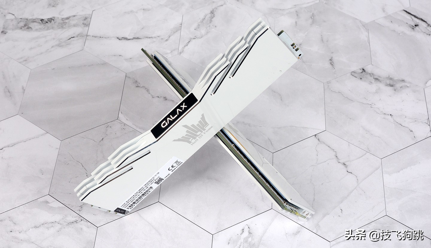 同样的ddr4豁口不一样,同样是ddr43600为什么跑分差很多