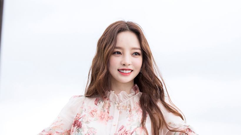 具荷拉跟雪莉的同一种悲惨人生：有多少女孩，饱受着原生家庭的苦