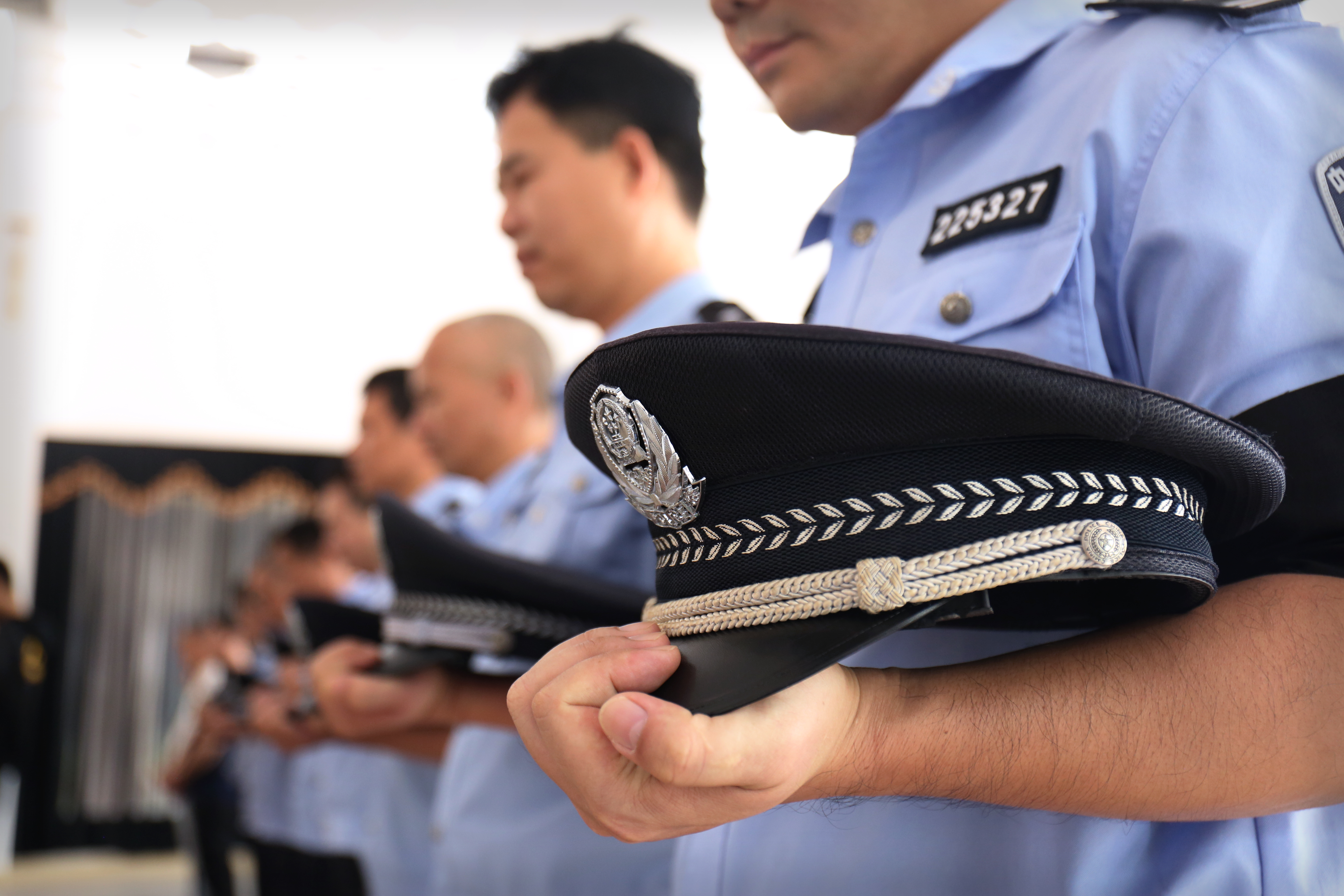 80后民警牺牲,因公牺牲的80后警察