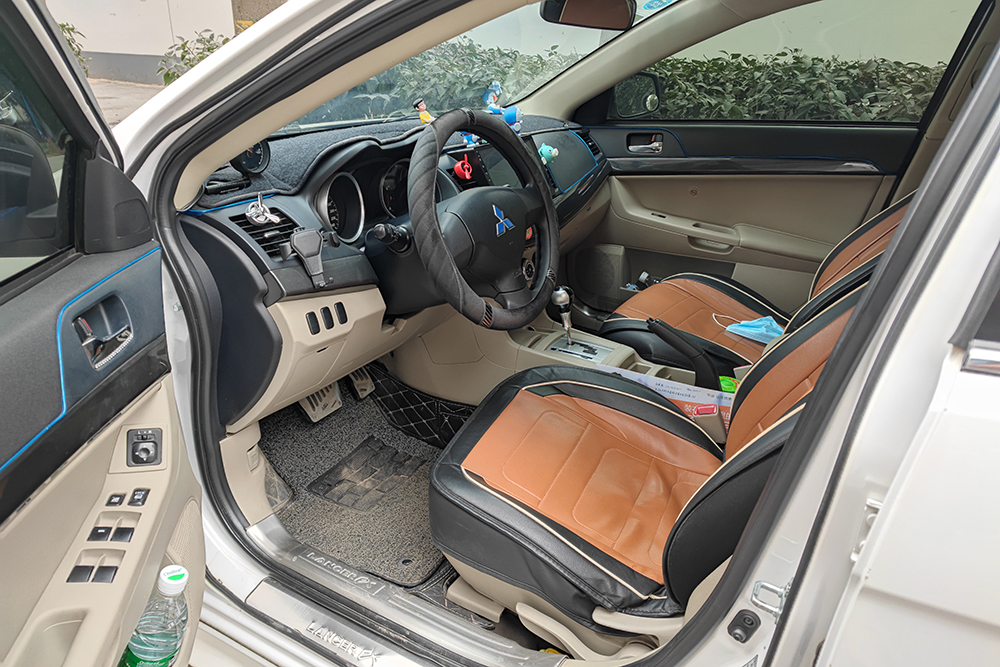 5万二手三菱evo,三菱翼神改evo上路体验