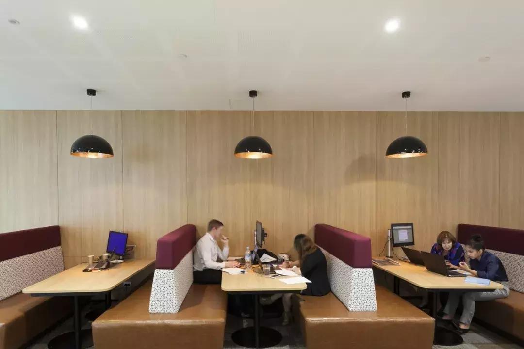 全球会计公司BDO新办事处设计:如何打造时尚、干净的办公空间?