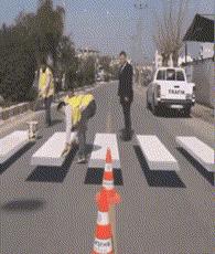 今天过来按脚,恰巧碰见了前女友,我该怎么化解尴尬呢?哈哈哈