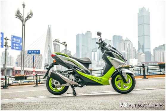 目前最火踏板车摩托车,现在最火的几款城市代步小踏板