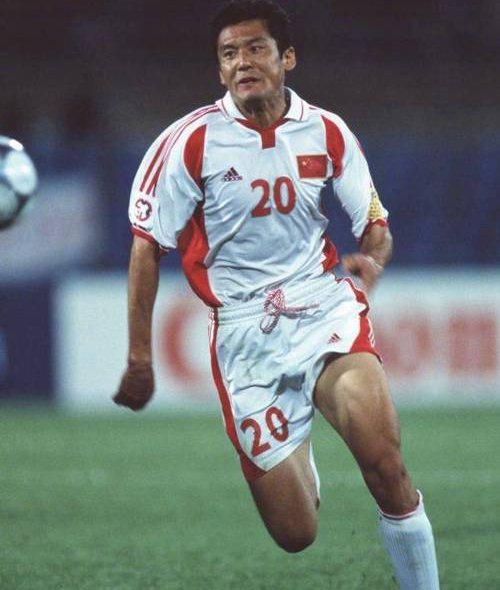 杨晨看中国女足亚洲杯,足球杨晨最新消息