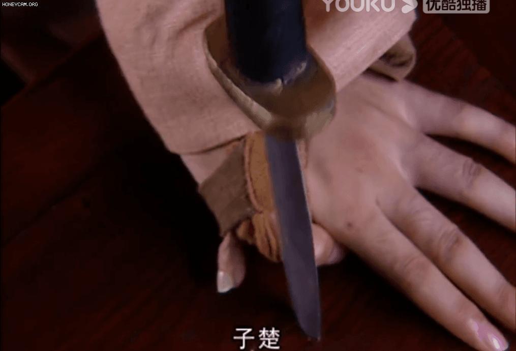 先纠缠，后绑架，一部《阿宝》揭开了无数人曾深陷的“爱情误区”