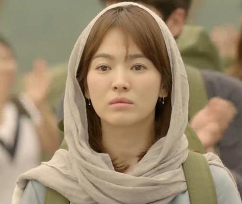 夏天穿哪种面料舒服且不会容易臭,夏天穿哪种棉的衣服不会热