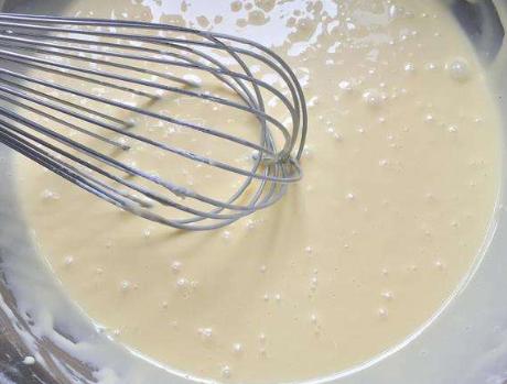 电饭锅蛋糕做法家庭版简单不蓬松,电饭锅蛋糕做法无需打发蛋糕粉