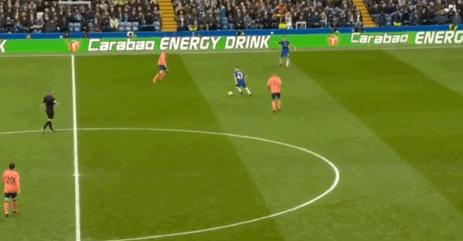 本泽马把吉鲁比作卡丁车,本泽马转身欧洲杯