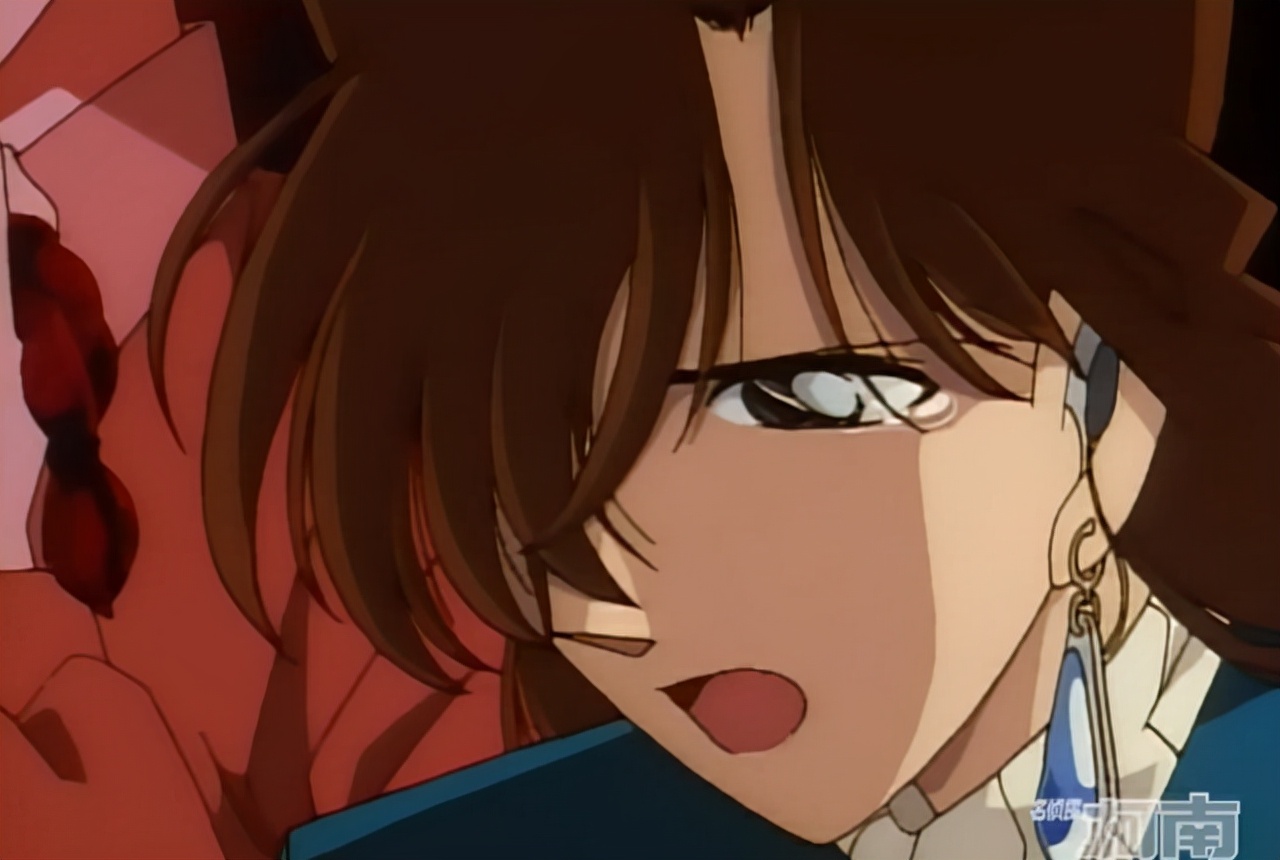 随着时代的变迁社会不断的进步,柯南这几年来的变化