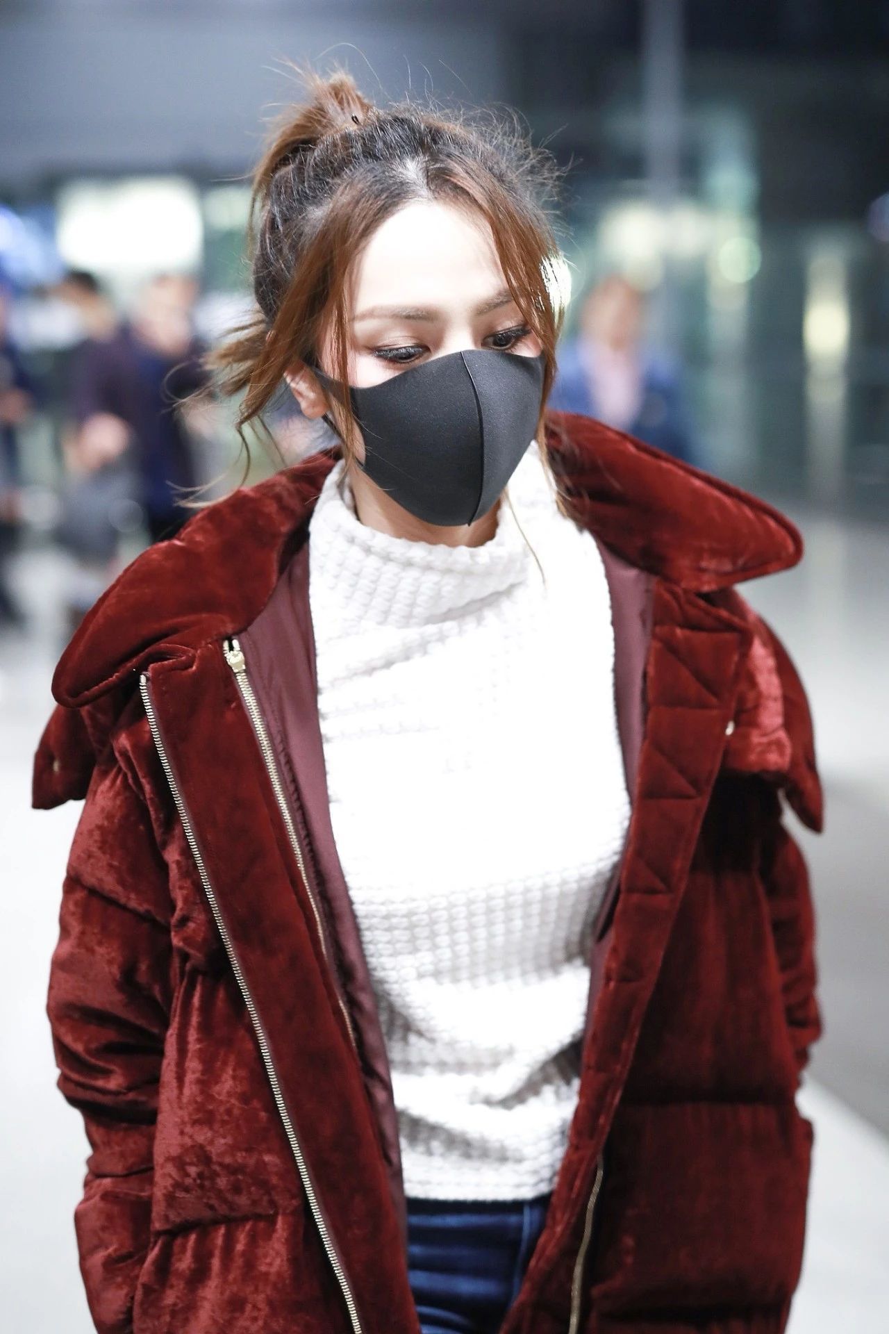 150斤面包服显瘦,面包服加直筒裤