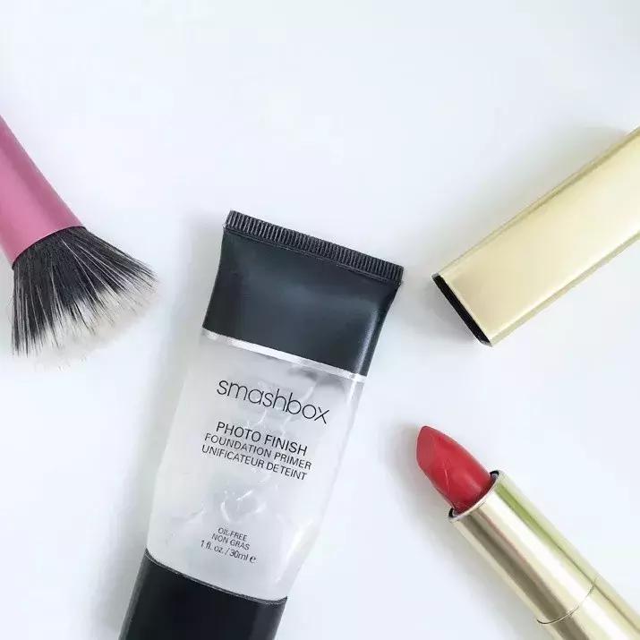 戚薇素颜满脸都是油,戚薇素颜判若两人