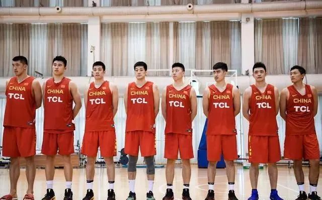 球场上的基础规则篮球,球场规则入门