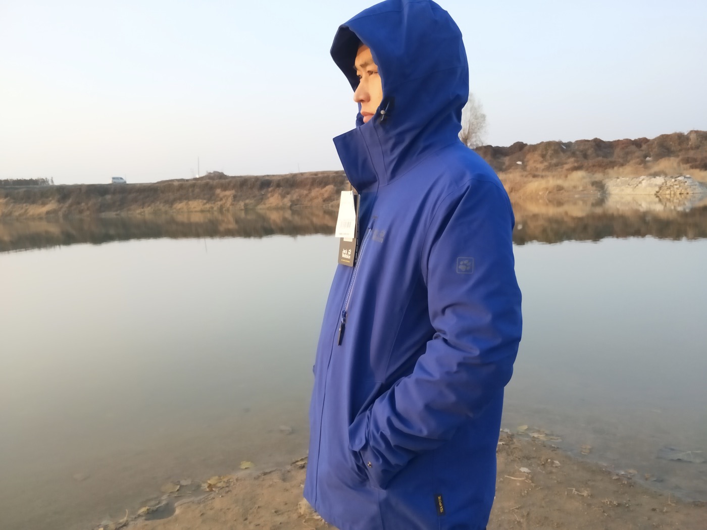 狼爪登山徒步冲锋衣，满满惊喜的开箱报告