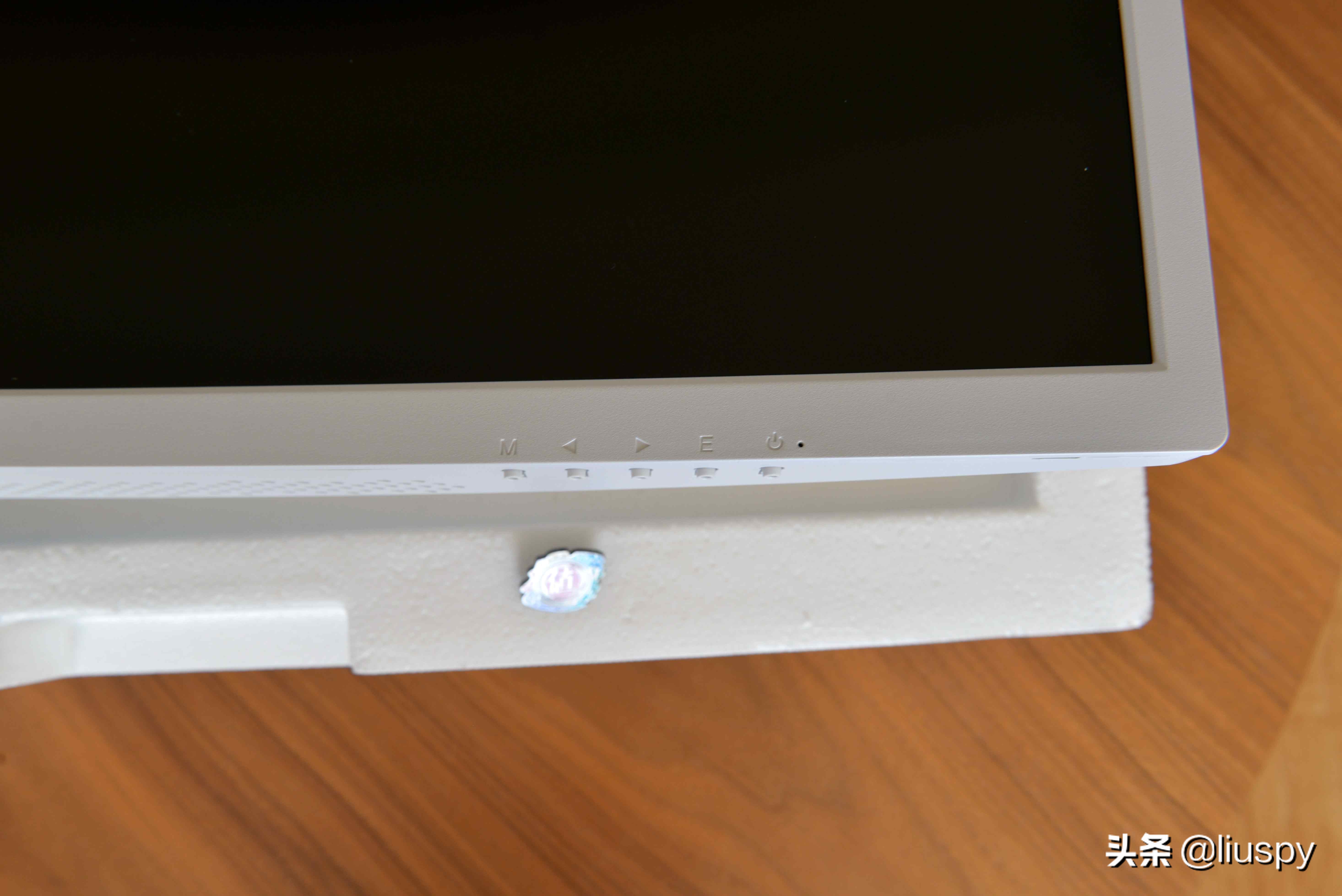 hkc34寸cg343u带鱼屏显示器评测,便宜显示器30寸