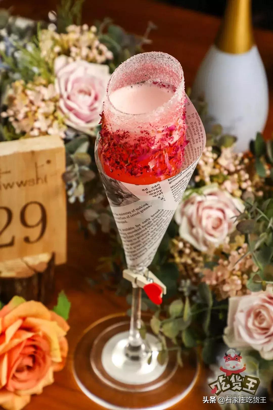 闅愯棌浜庨椆甯傜殑绉樺瘑鑺卞洯,鍖楀浗灏忚绉樺瘑鑺卞洯