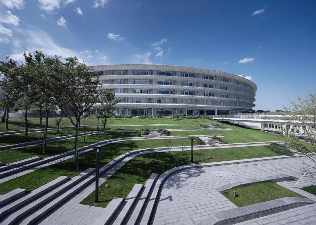 南开中学有几个校区,重庆南开中学全国排名第几