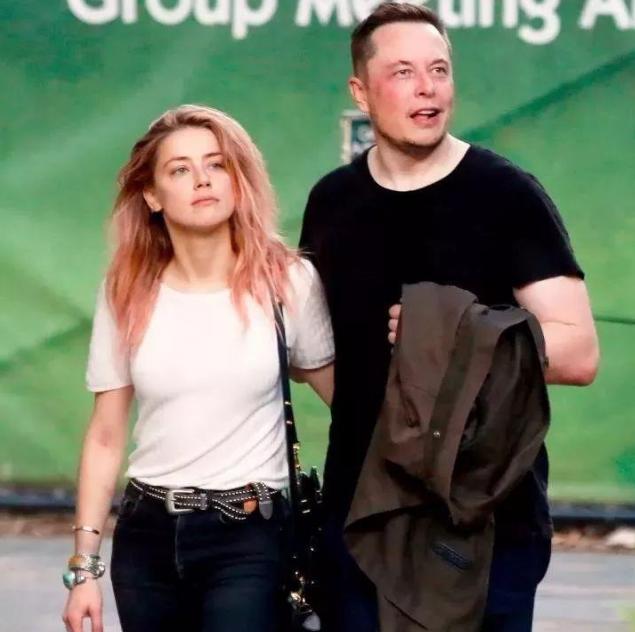 马斯克新女友,马斯克女友个个貌美如花