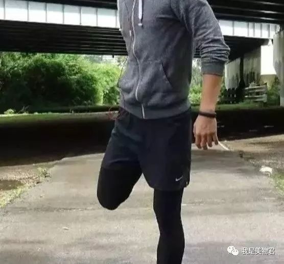 男士健身房练腿部器材,健身房运动装备推荐男