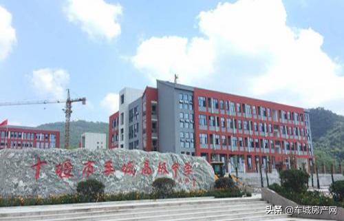 十年蝶变繁华已至！凯旋大道的前世今生！