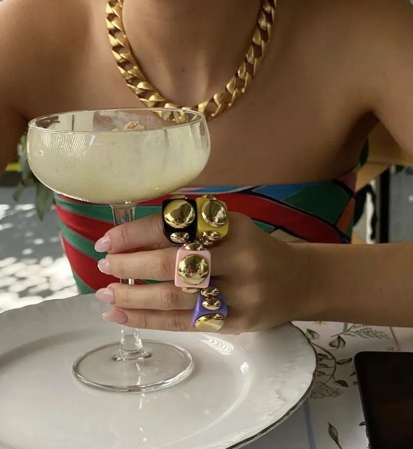 这个夏天你值得拥有的首饰系列,最流行不过时的戒指