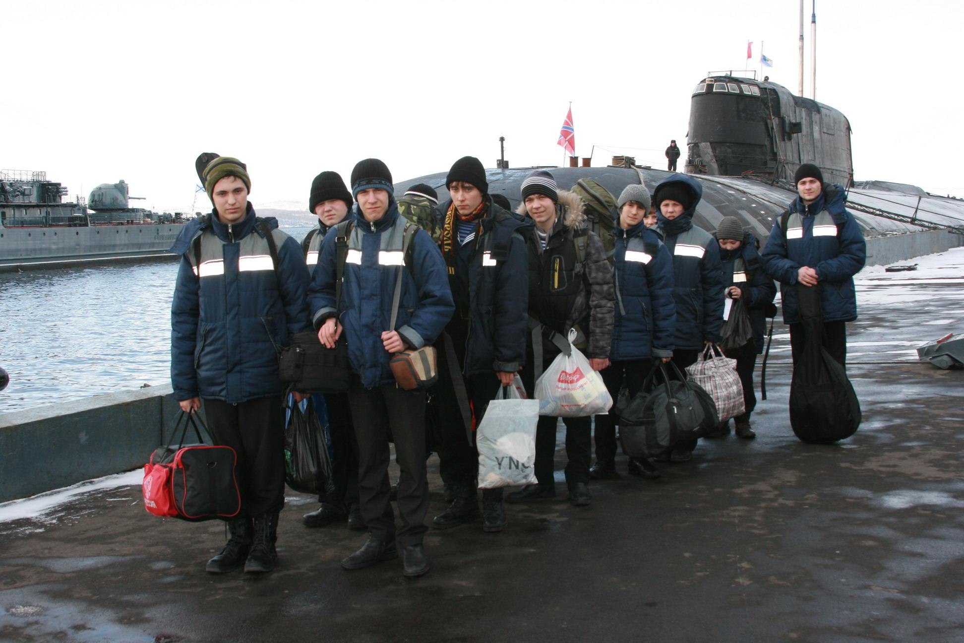 环境差工资待遇低,潜艇兵的真实待遇