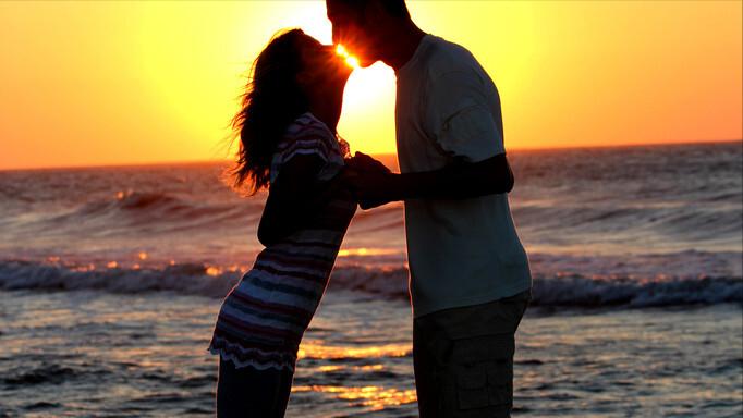 中年夫妻怎么化解情感危机,如何避免中年婚姻危机的方法