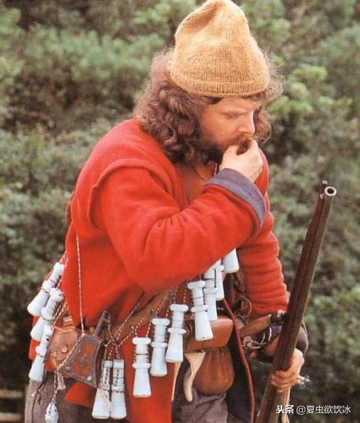 火绳枪发射视频,火绳枪能连续打几枪