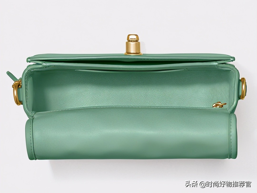 coach新包5900元,coach新包粘手