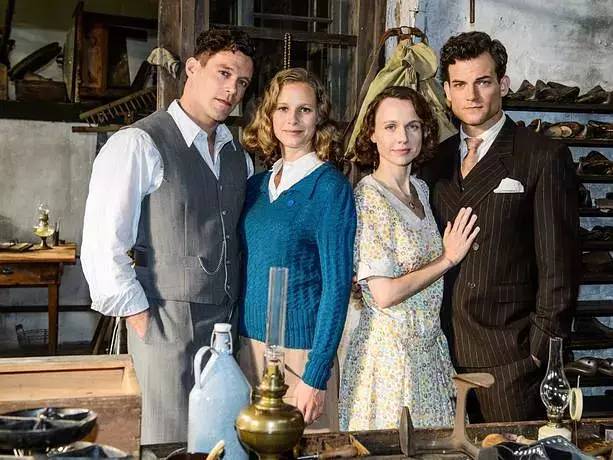 彪马和阿迪达斯哪个质量好,阿迪达斯和彪马创始人和解