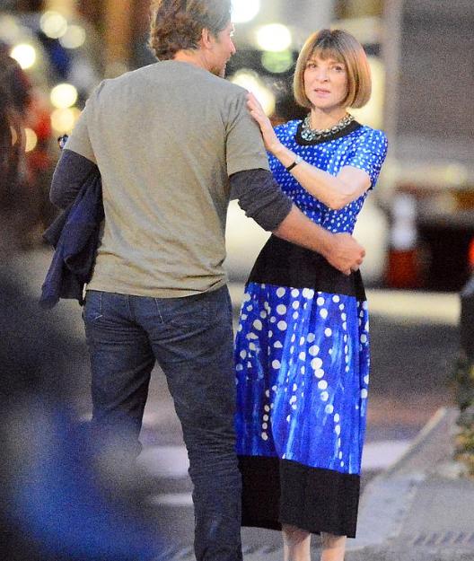 42岁男星恋上95后花旦,41岁男明星恋上17女星