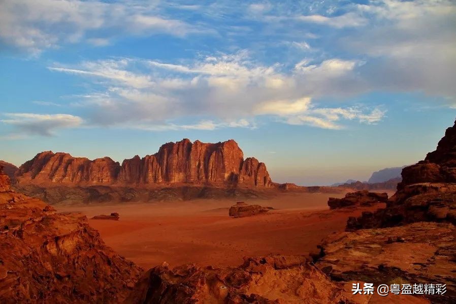 约旦瓦迪拉姆沙漠视频,约旦瓦迪拉姆沙漠峡谷