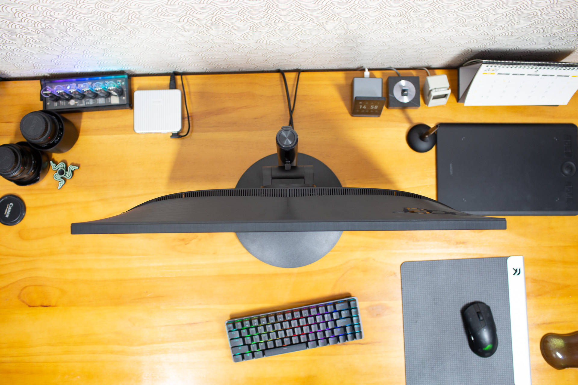 宏碁xv282k显示器接口,宏碁2k曲面显示器评测