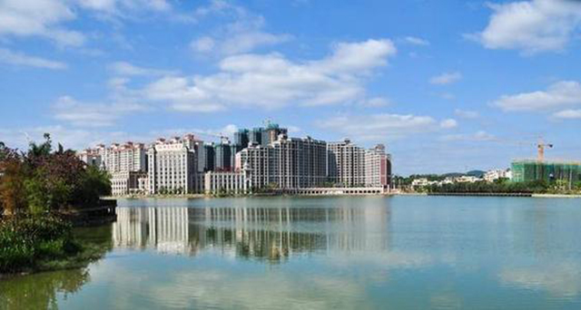 广东云浮市，经济发展缓慢，民众戏称改名太过失败，原名让人怀念