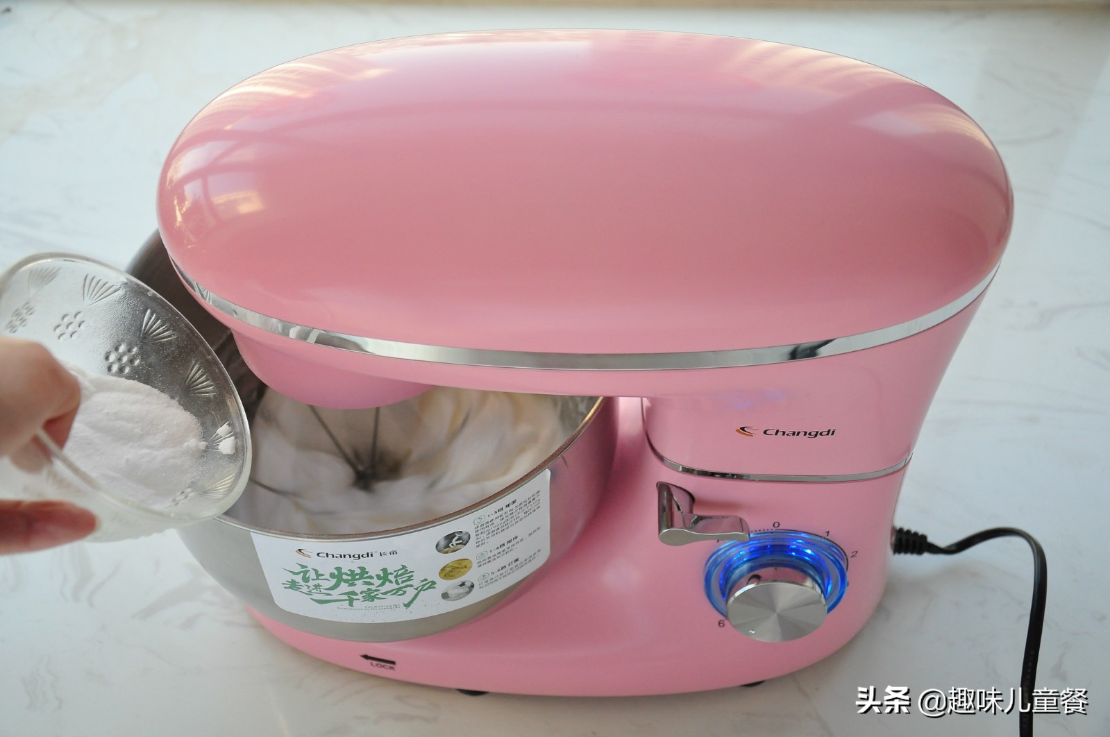 这种蔬菜代替翻糖和豆沙更健康，复活节咱们一起来做杯子蛋糕吧