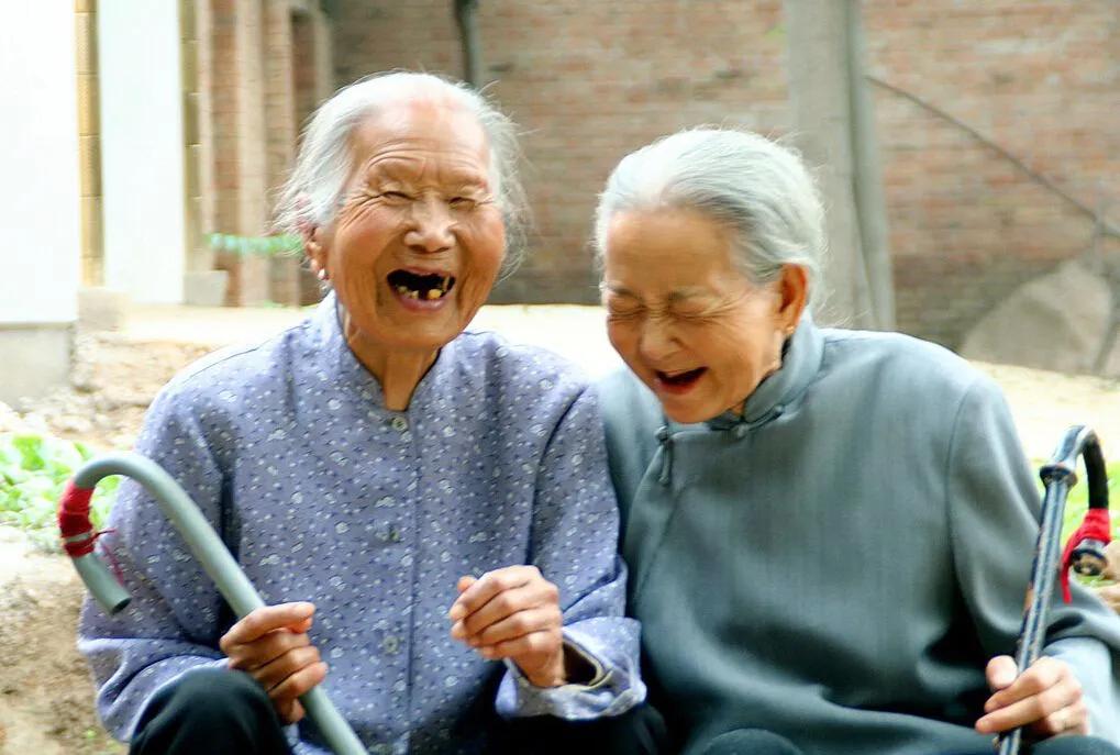 巴马水有多独特,一枝独秀是什么样的魅力