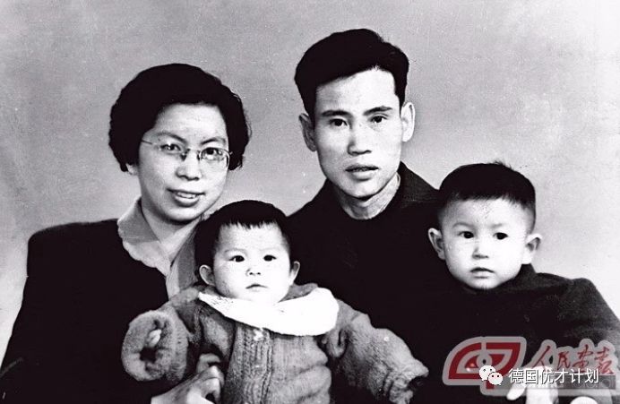 刚刚惊闻噩耗,刚刚噩耗传来