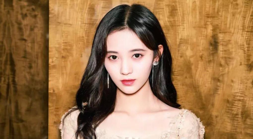 夏天提升美感的小饰品,夏天饰品搭配大全