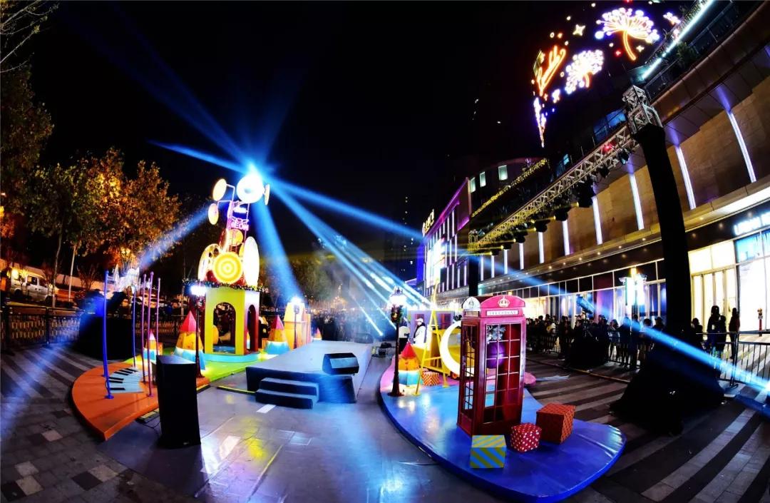 值得打卡的圣诞树,超炫的圣诞树打卡地