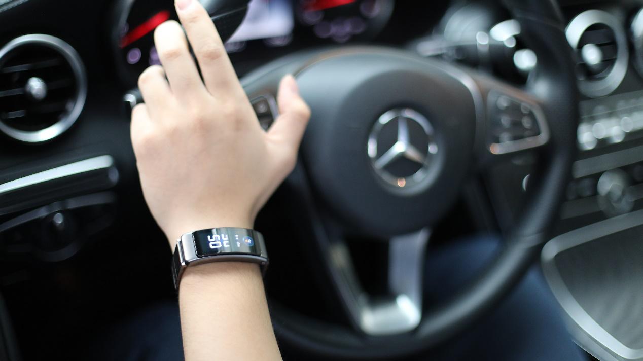 华为手环b6介绍演示,华为手环b6日常使用