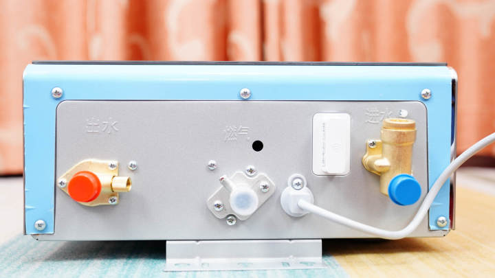 卡萨帝燃气热水器瀑布洗机型,卡萨帝燃气热水器cz7测评