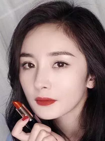 让人一眼惊艳的平价口红推荐,适合素颜的口红色号平价