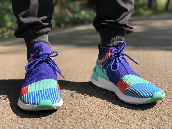 孙杨鞋开箱,孙杨跑鞋图片大全