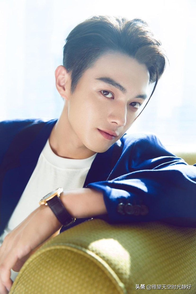 许凯是公认95后颜值超高,许凯那些年的神仙颜值