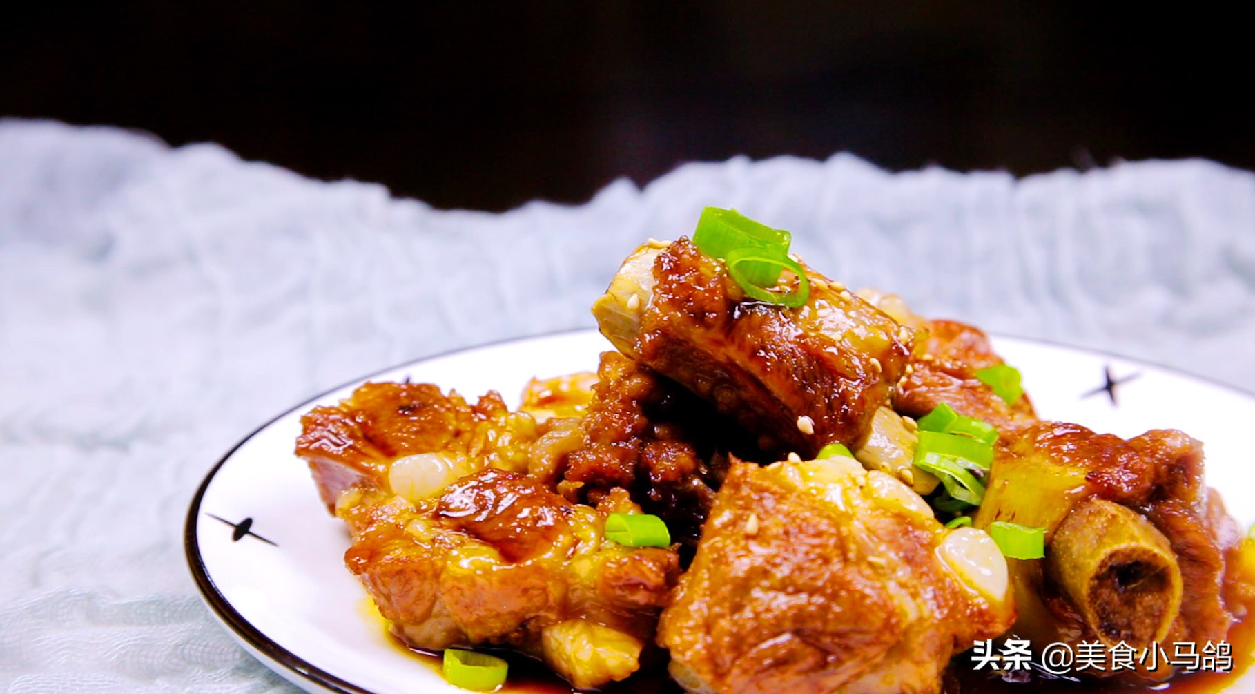 糖醋排骨如何烧出汁,糖醋排骨怎么熬制脱骨