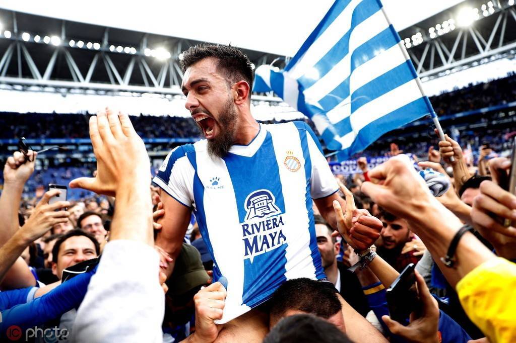 武磊什么时候换的7号球衣,武磊7号球衣西班牙人