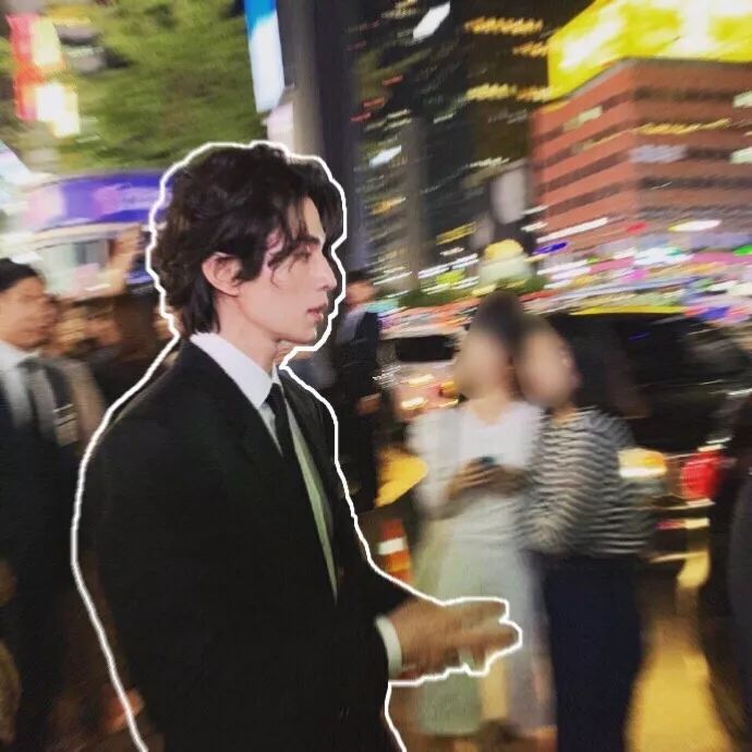 李栋旭穿绿色卫衣,李栋旭不老容颜