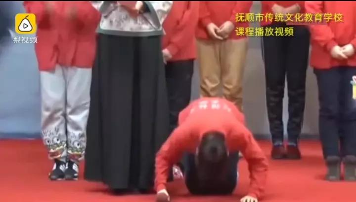 女德班缠脚事件,女德班裹脚真实事件